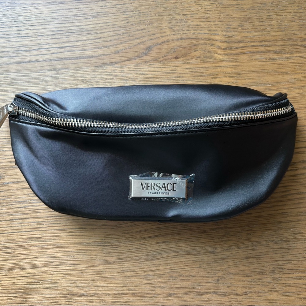 NEW Versace Fragrances Black Belt Bag NWT Black Silver - Picture 5 of 8